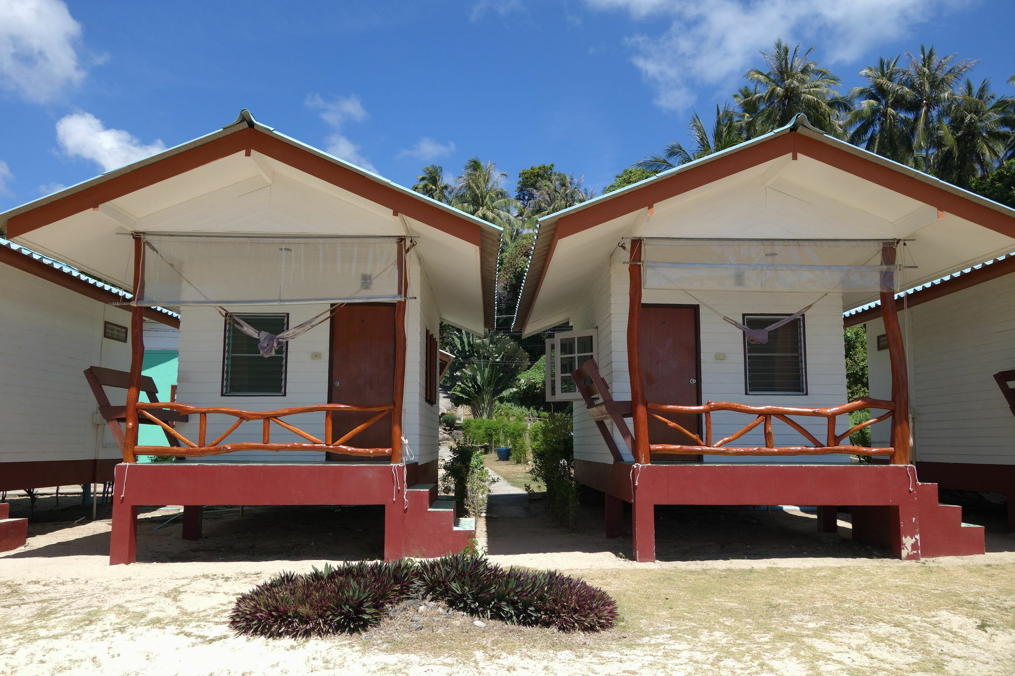 One More Night Beach Resort Baan Khai Exterior foto